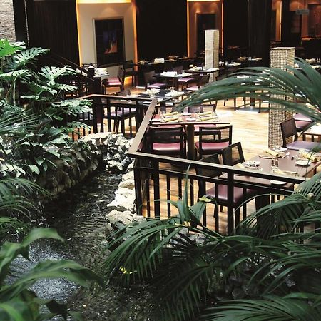 Radisson Blu Resort, Sharjah Restaurant photo